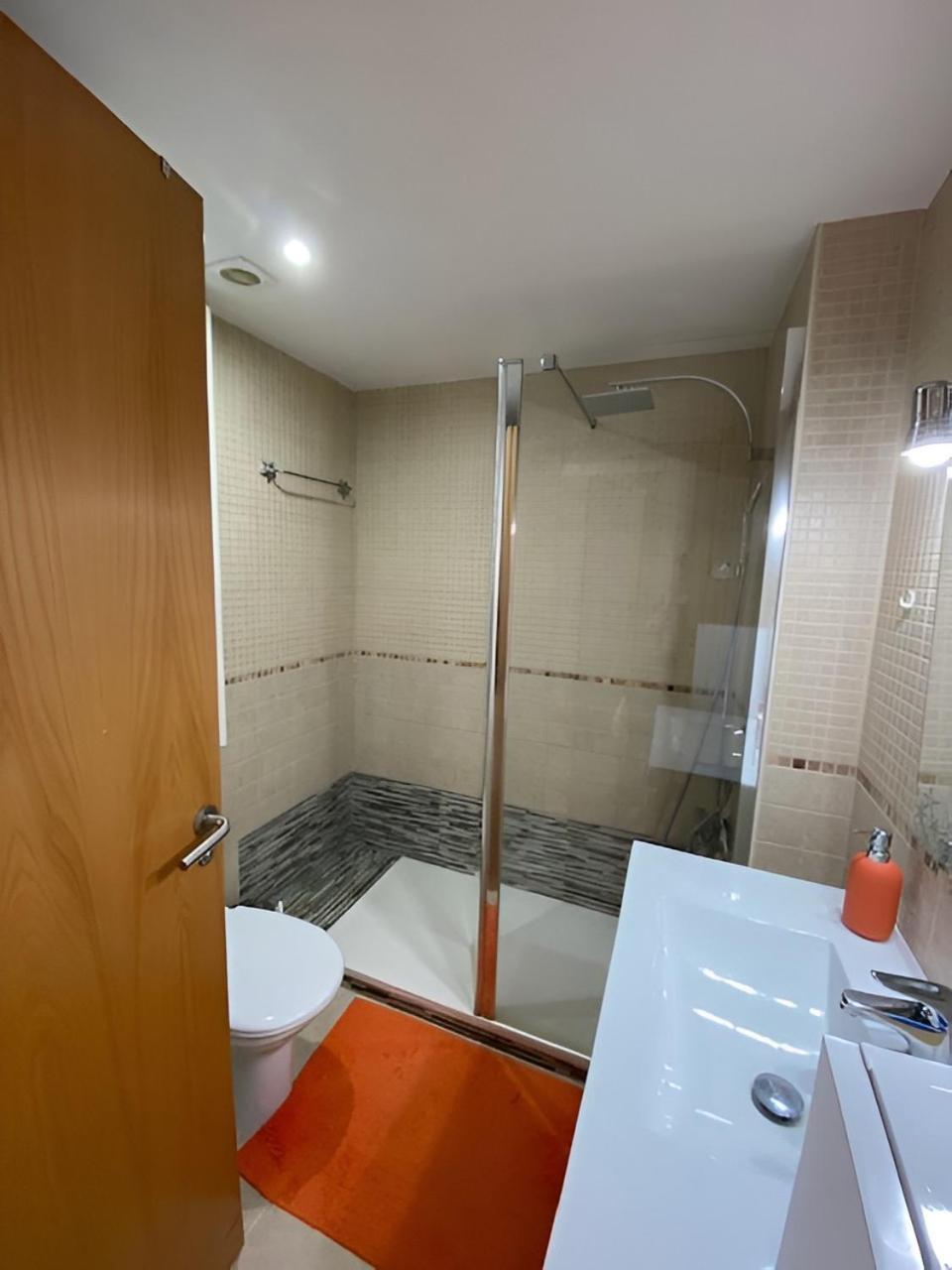 Superbe Appartement Renove, Residence Avec Piscine 罗萨斯 外观 照片
